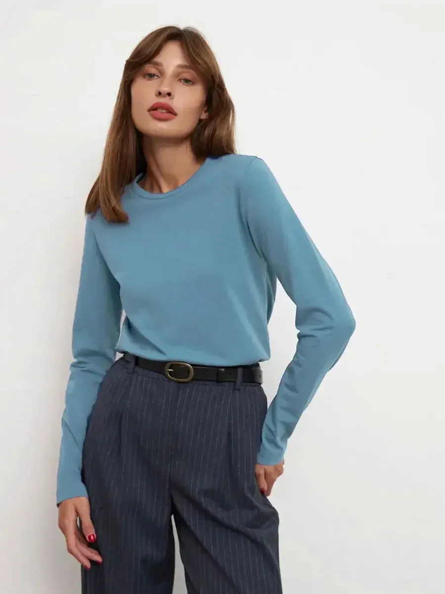 100% Cotton Long-Sleeve T-Shirt – Soft, Durable, and Comfortable.