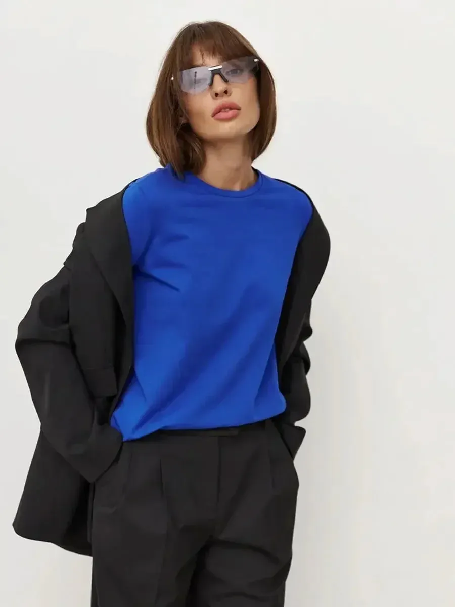 100% Cotton Long-Sleeve T-Shirt – Soft, Durable, and Comfortable.