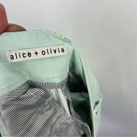 Alice   Olivia Tropical Bird Print Caddy Shorts Low Rise Pockets Women's