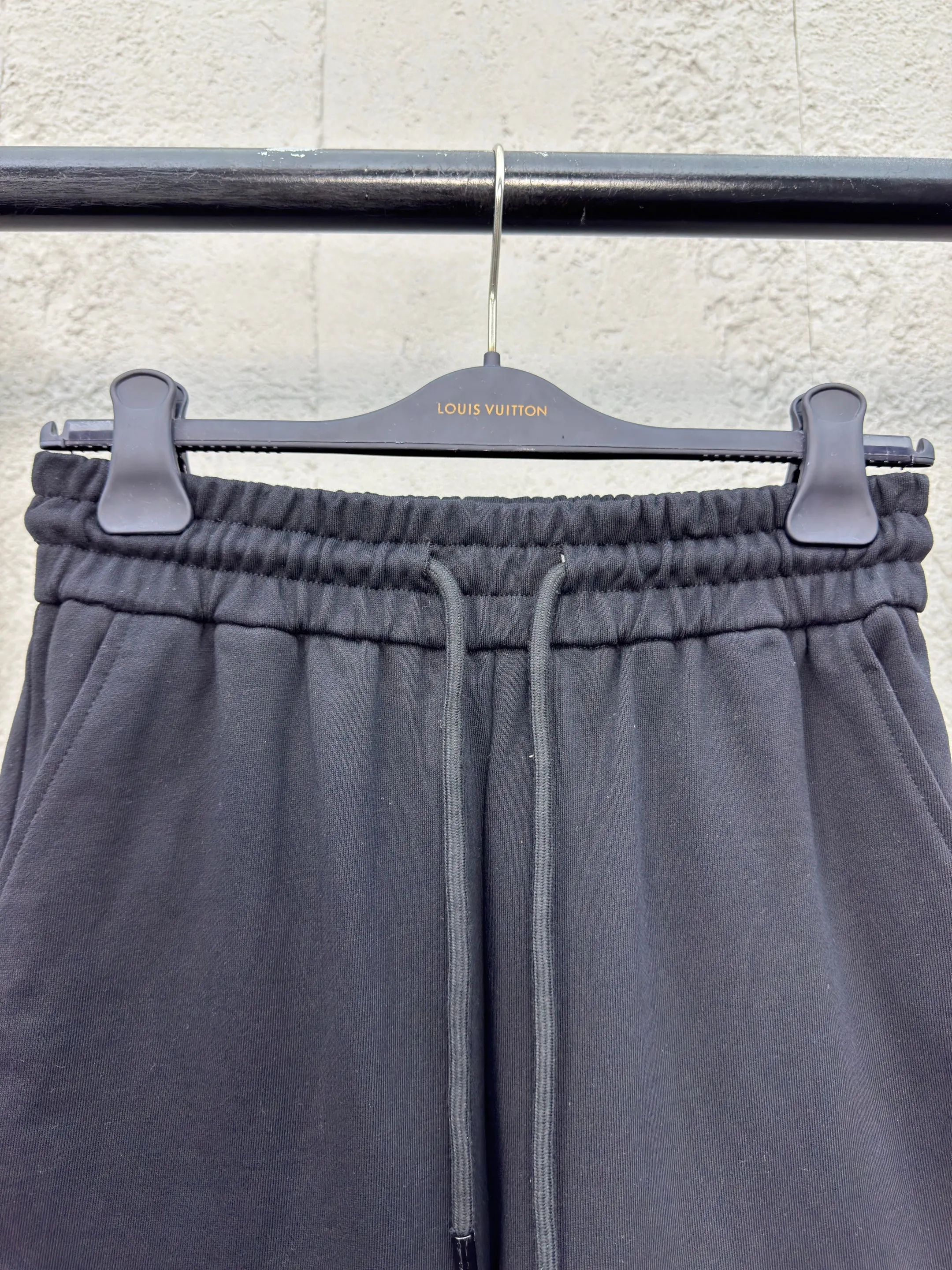 Applique four-leaf clover shorts