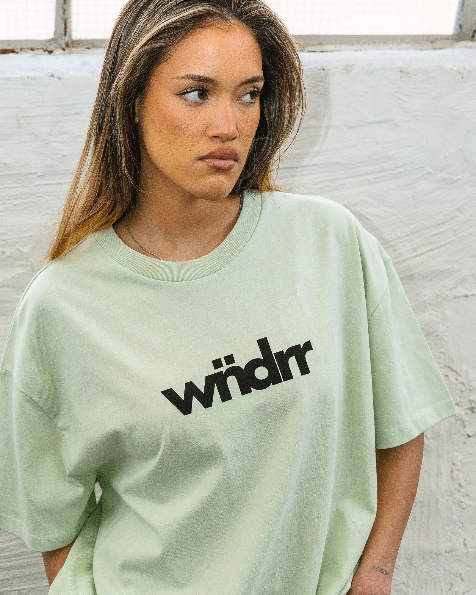 ASCEND BOX FIT TEE - AURA GREEN
