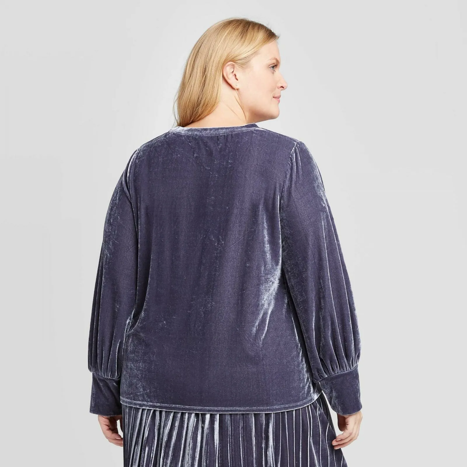 Ava & Viv Women's Plus Size Crewneck Velour Pullover Top
