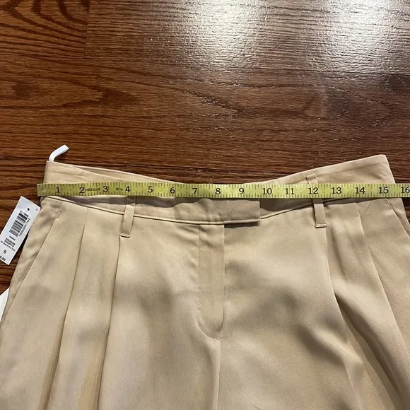 BABATON Artizia pleated VAUGHN shorts NEW! Size 6 drape LYOCELL fabric beige