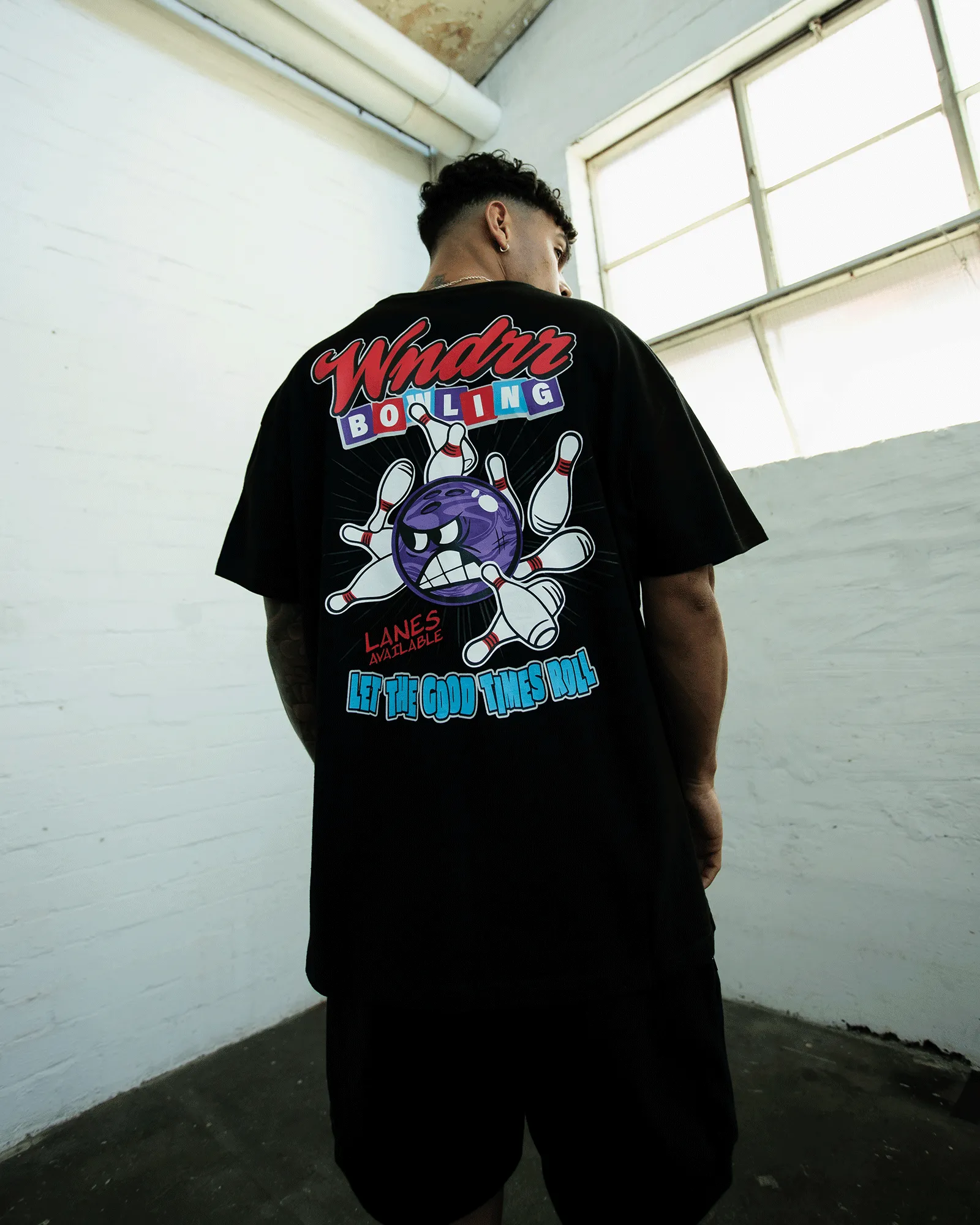 BOWLING BOX FIT TEE - BLACK