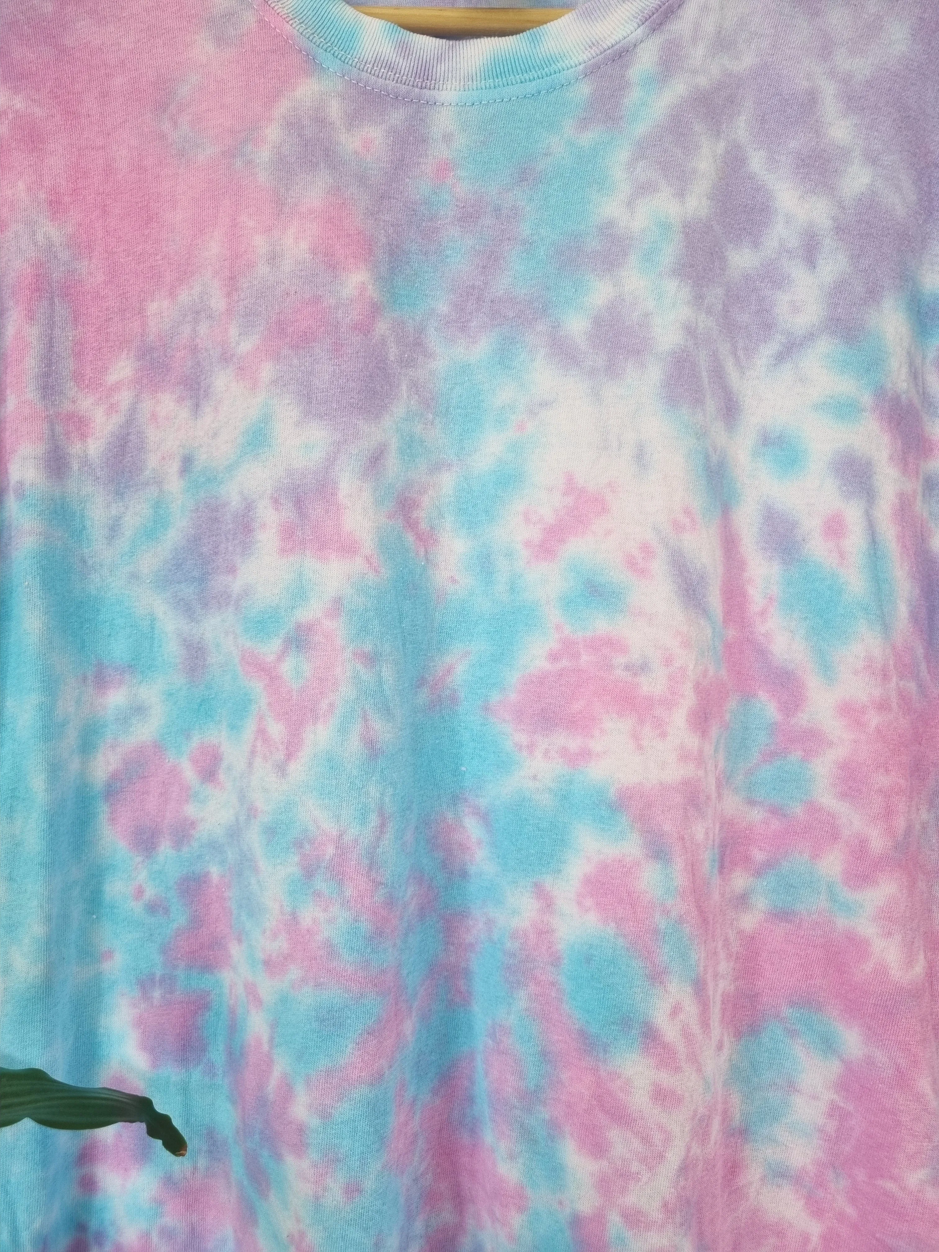Build Your Hand Designed Fitted Tie-Dye Camisole Top