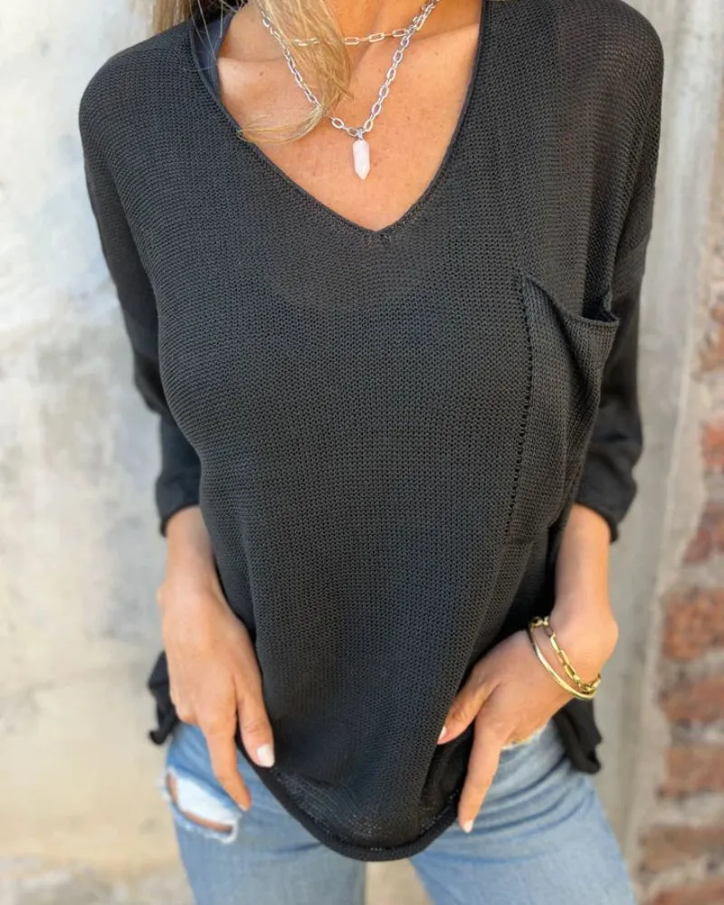 EVVE - BREATHABLE V-NECK TOP