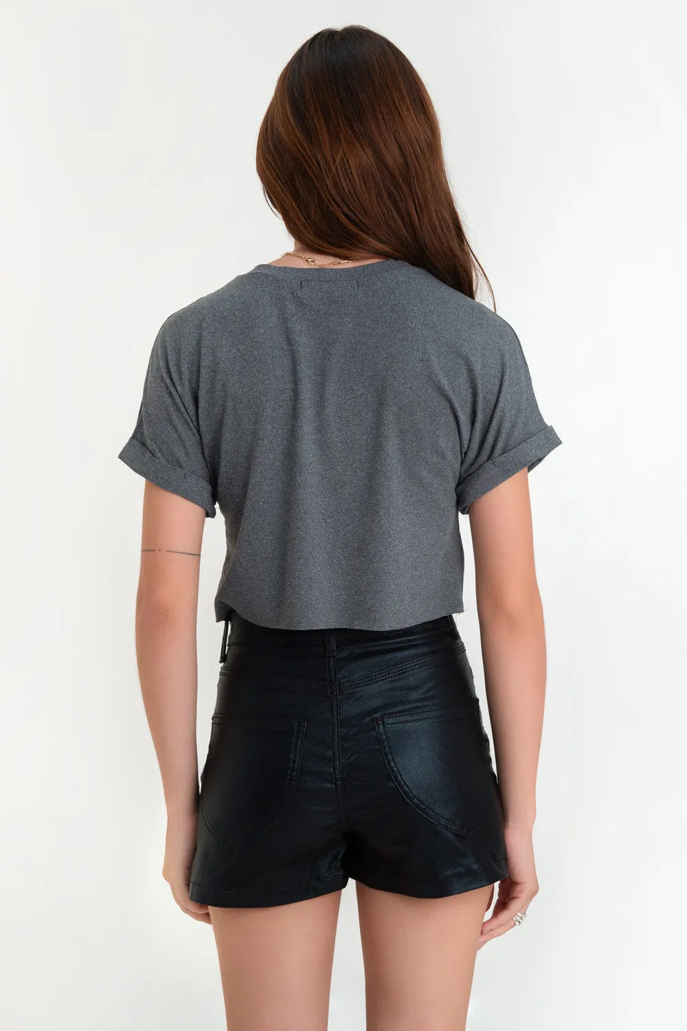 Falda short corto metalizado de fit recto