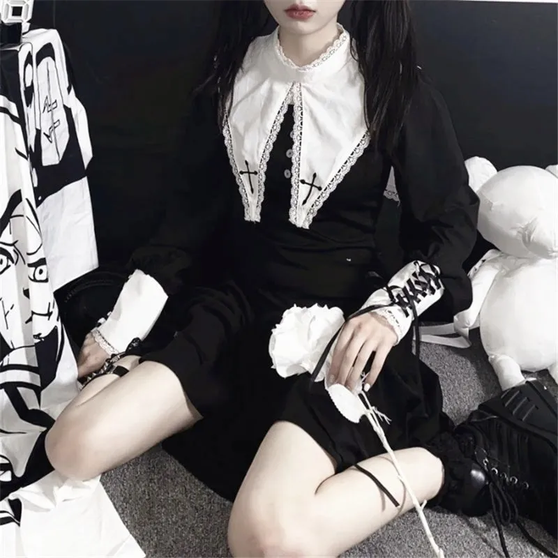 GOTHIC BLACK WHITE LACE STITCHING LACE DRESS UB2730