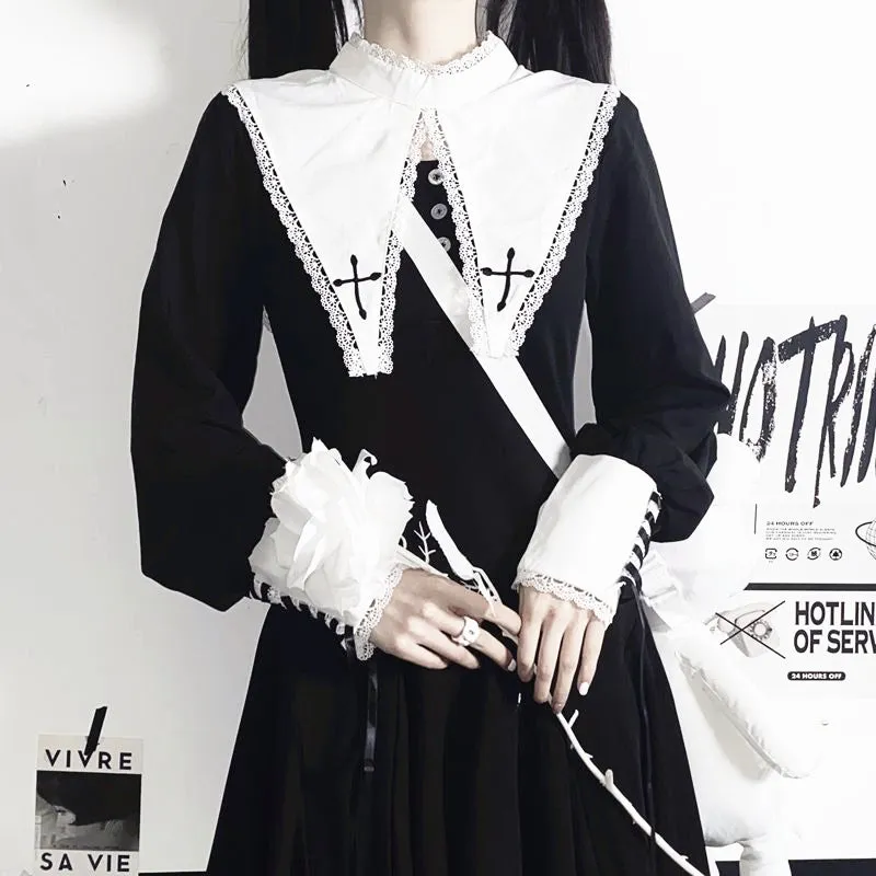 GOTHIC BLACK WHITE LACE STITCHING LACE DRESS UB2730