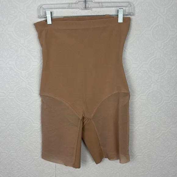 HoneyLove Superpower Short Nude Sand Shapewear Large Compression Sculpt