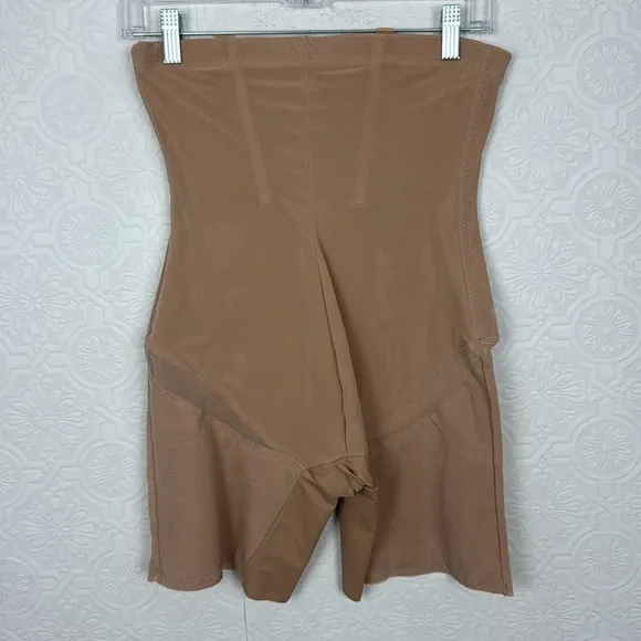 HoneyLove Superpower Short Nude Sand Shapewear Large Compression Sculpt