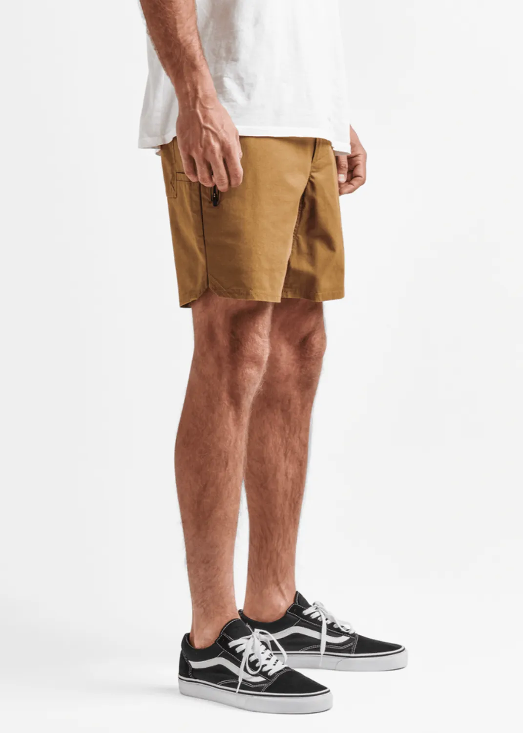 Layover Shorts 19"