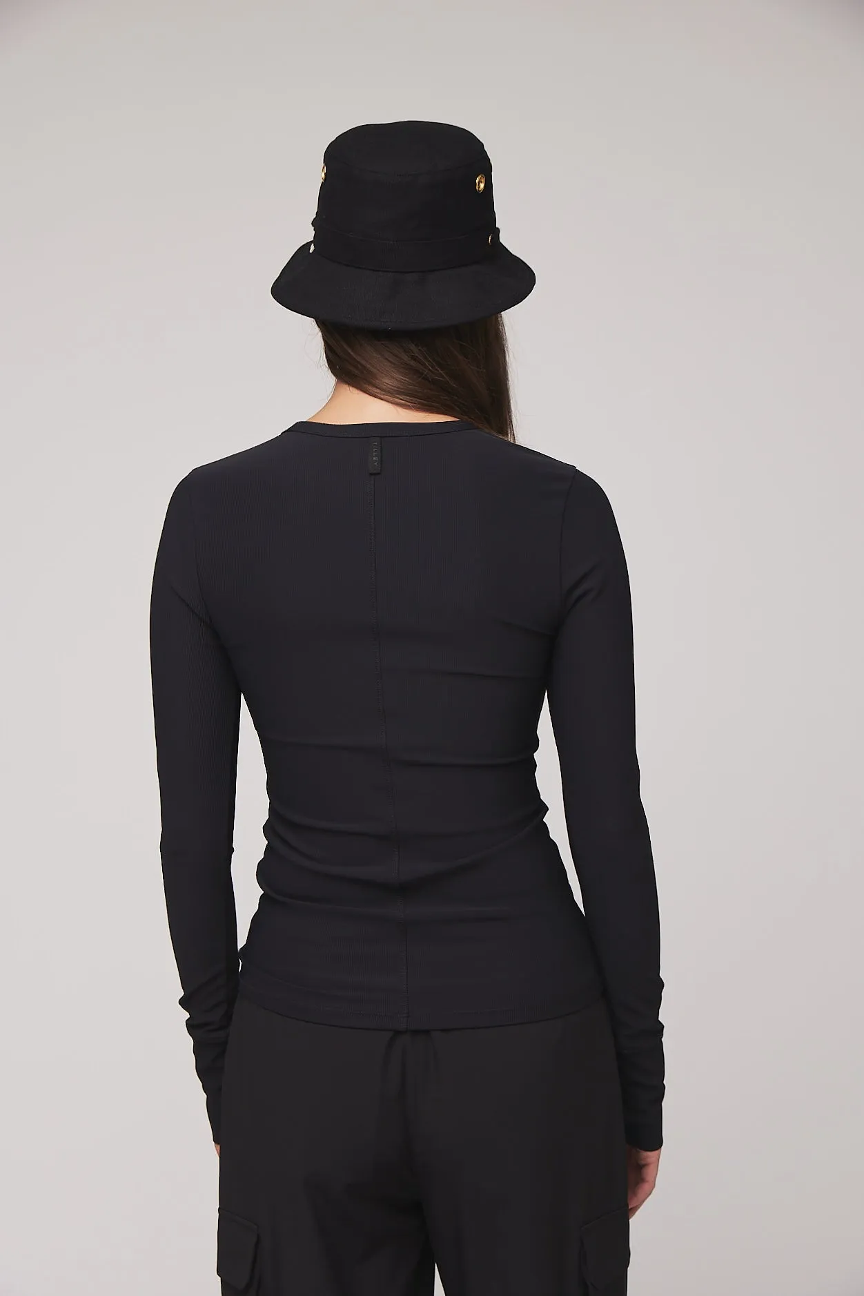 LS Fitted Rib Crewneck