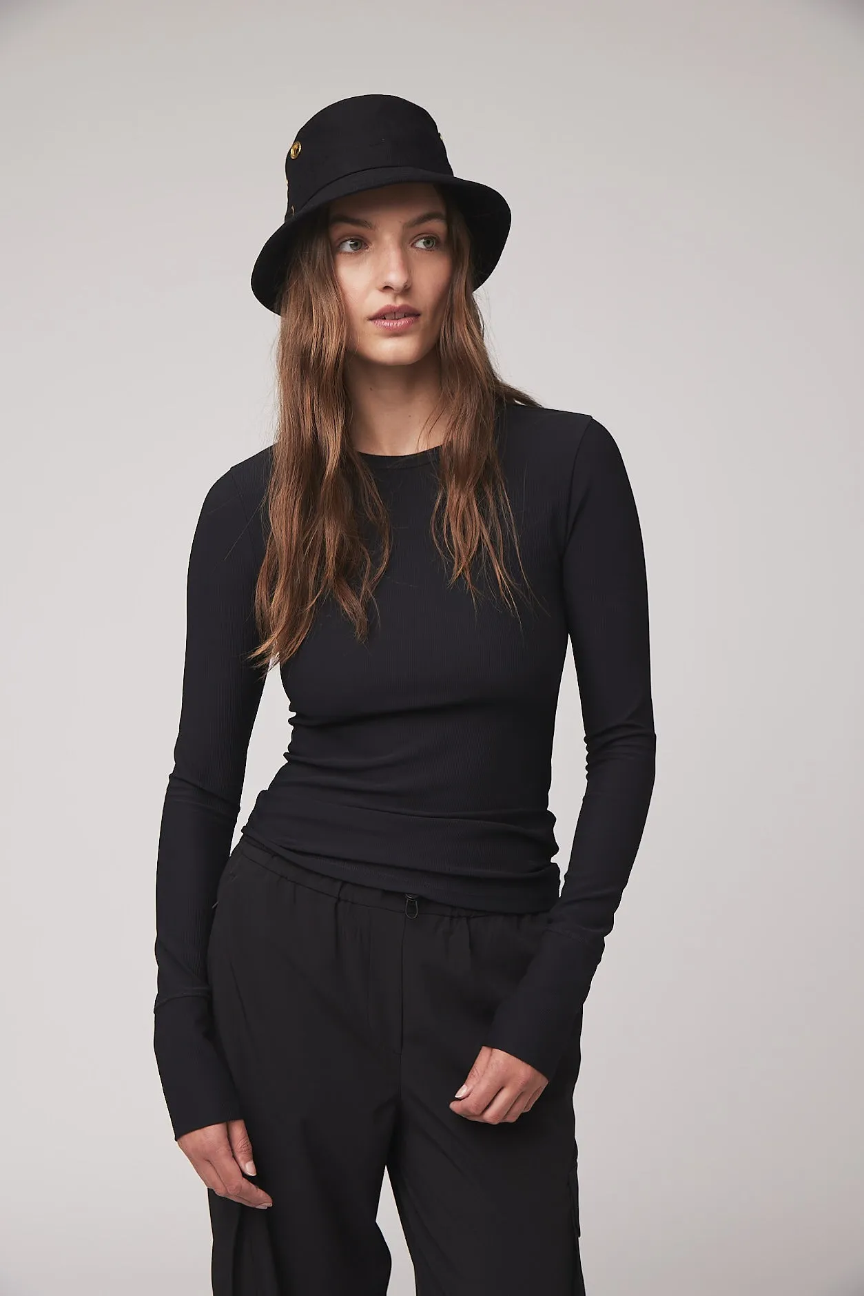LS Fitted Rib Crewneck