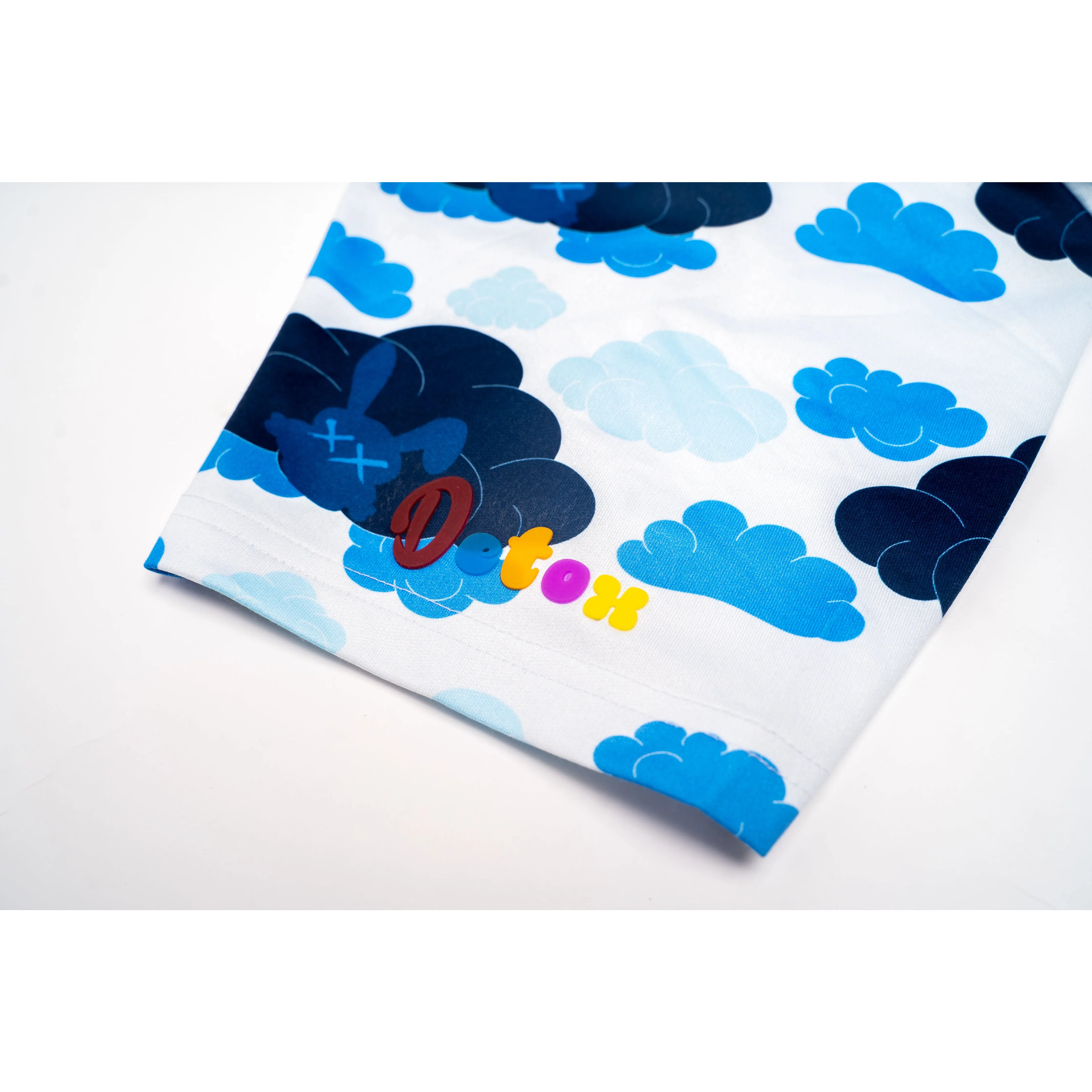 MEMBRANE CLOUD TEE
