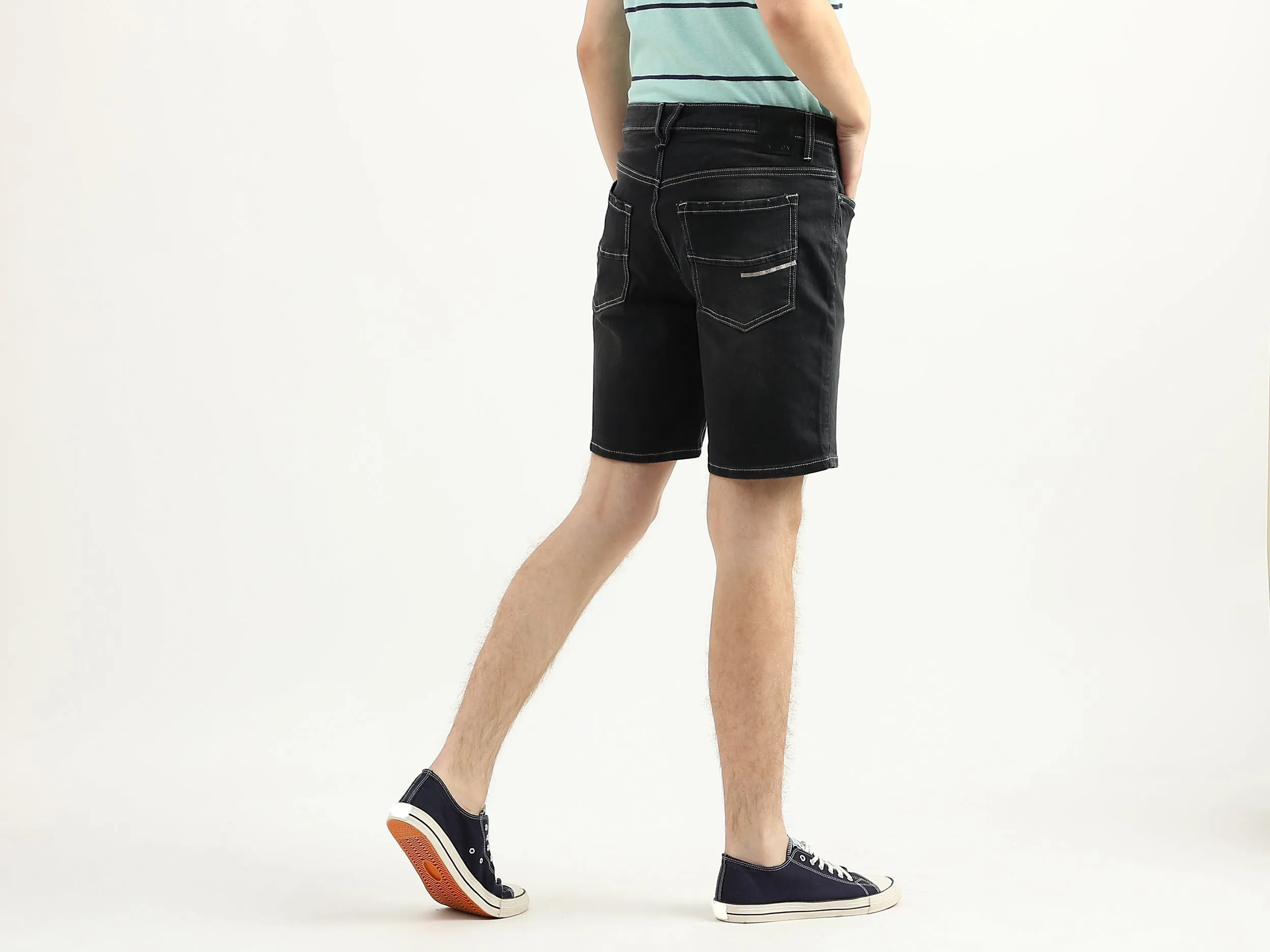 Men Solid Slim Fit Shorts
