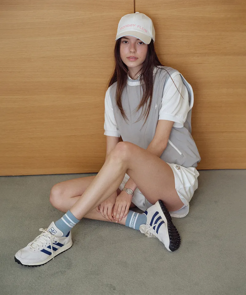 Monday Flow Logo Border Short Socks - Sky Blue