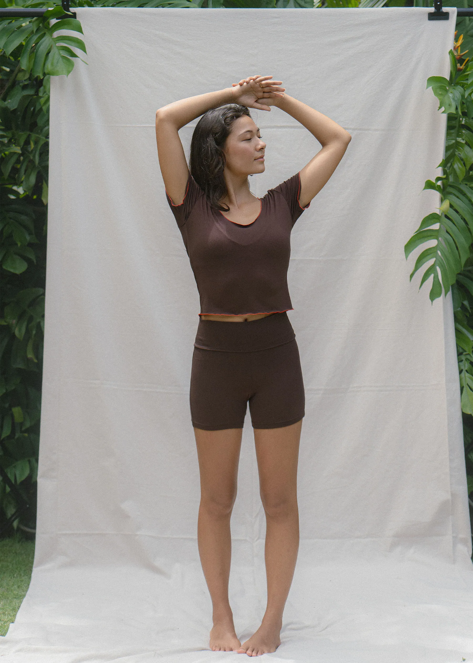 Moon Tee Carob