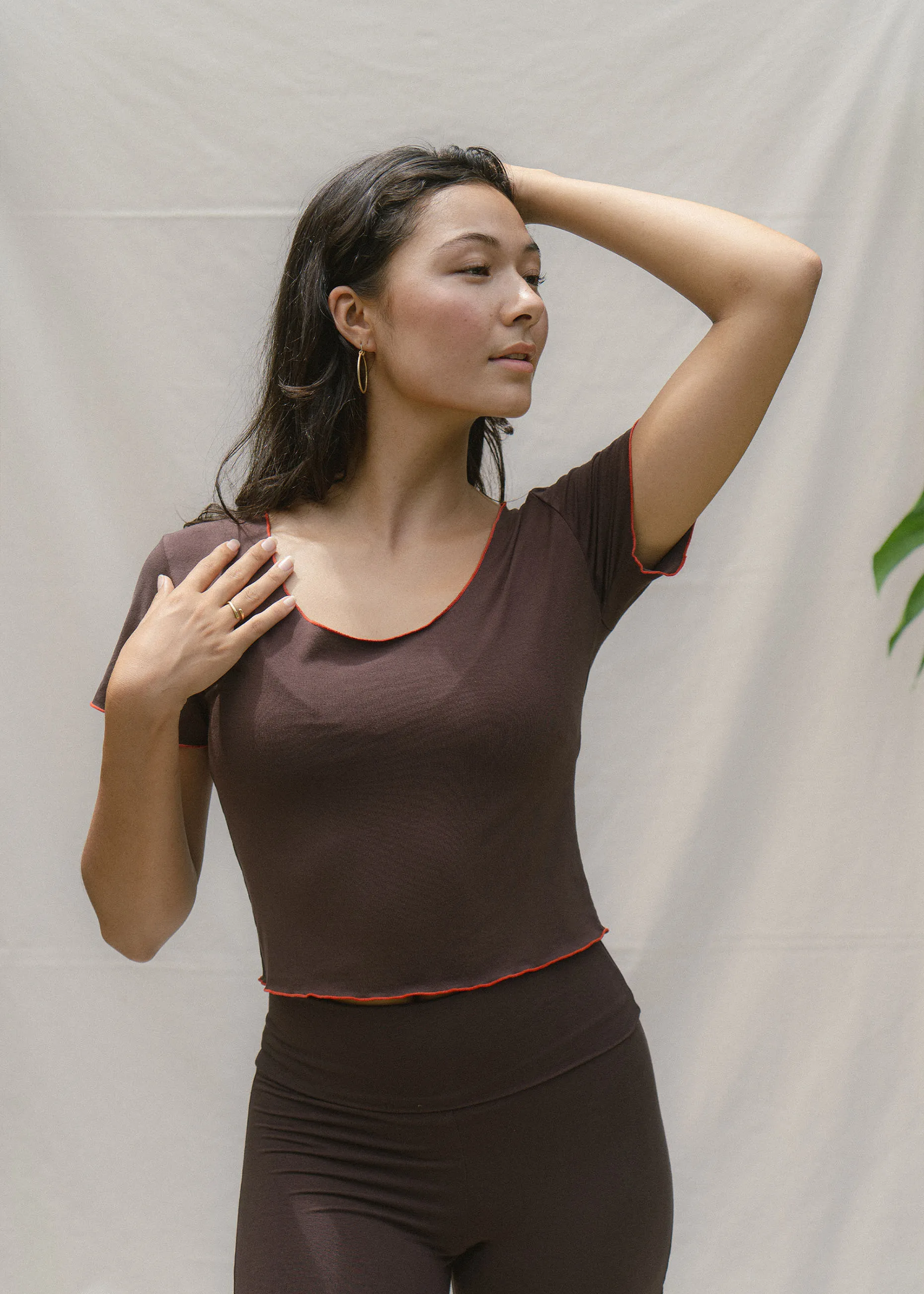 Moon Tee Carob