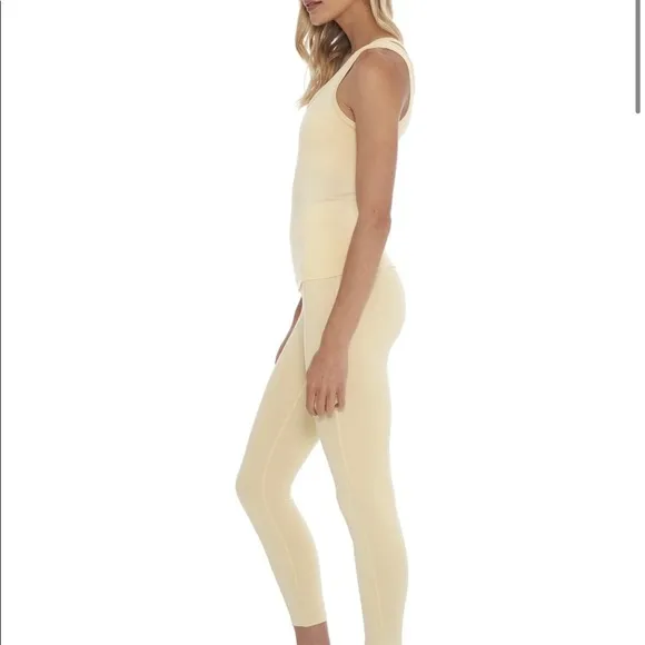 Morgan Stewart Sport Buttercream Short   Tank in Size Small Yellow