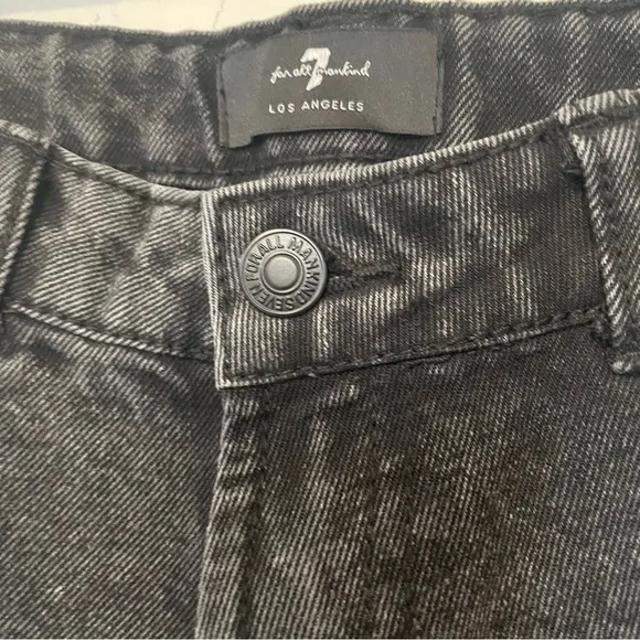 NEW 7 for All Mankind Cut Off Short In Black
