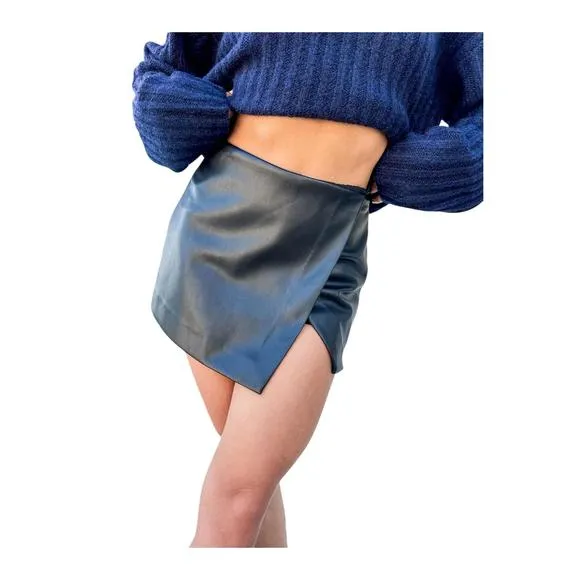 NEW KEEPSAKE tillie mini skort in black