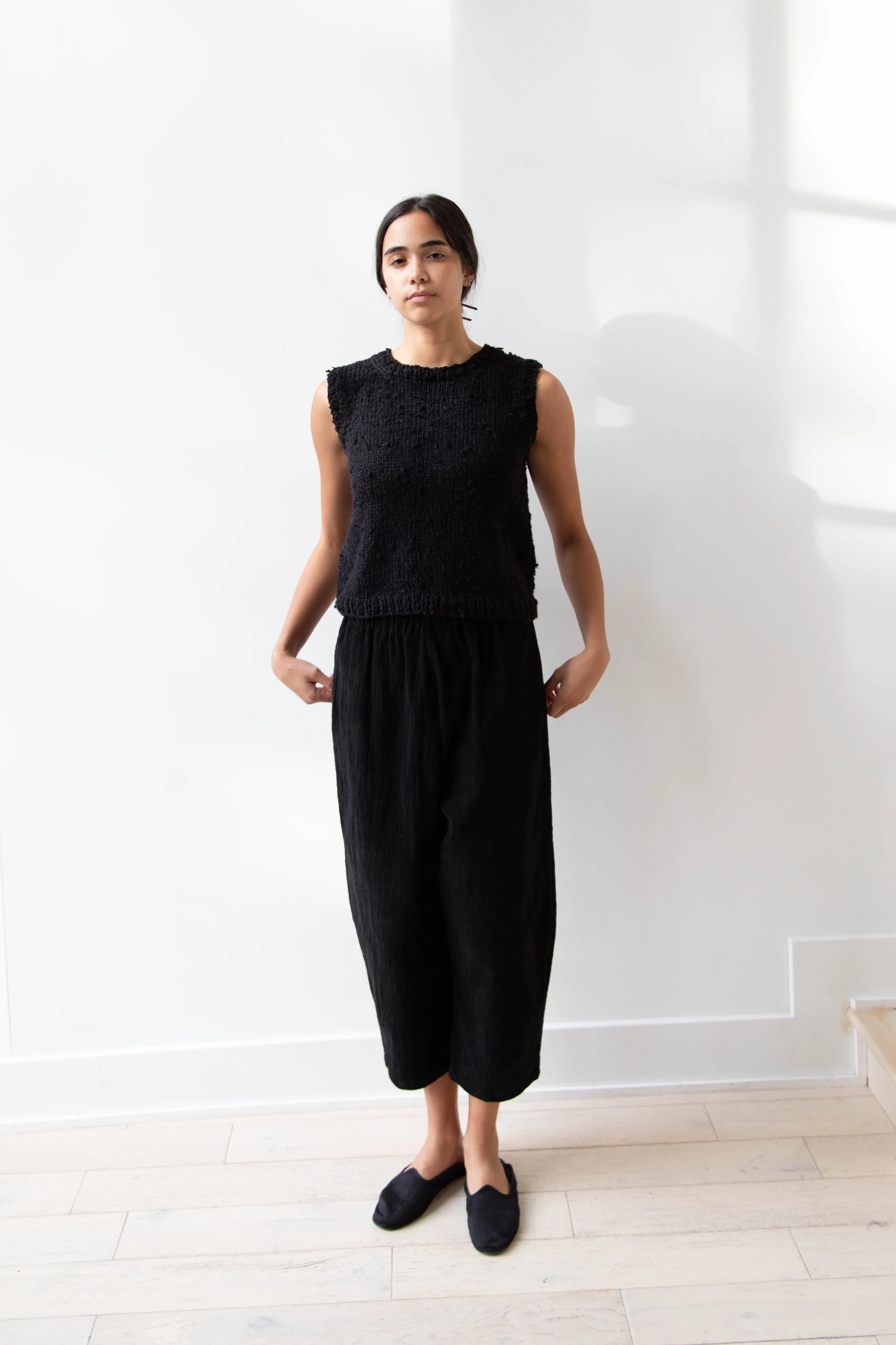 Nitto Pincel Vest in Black Silk