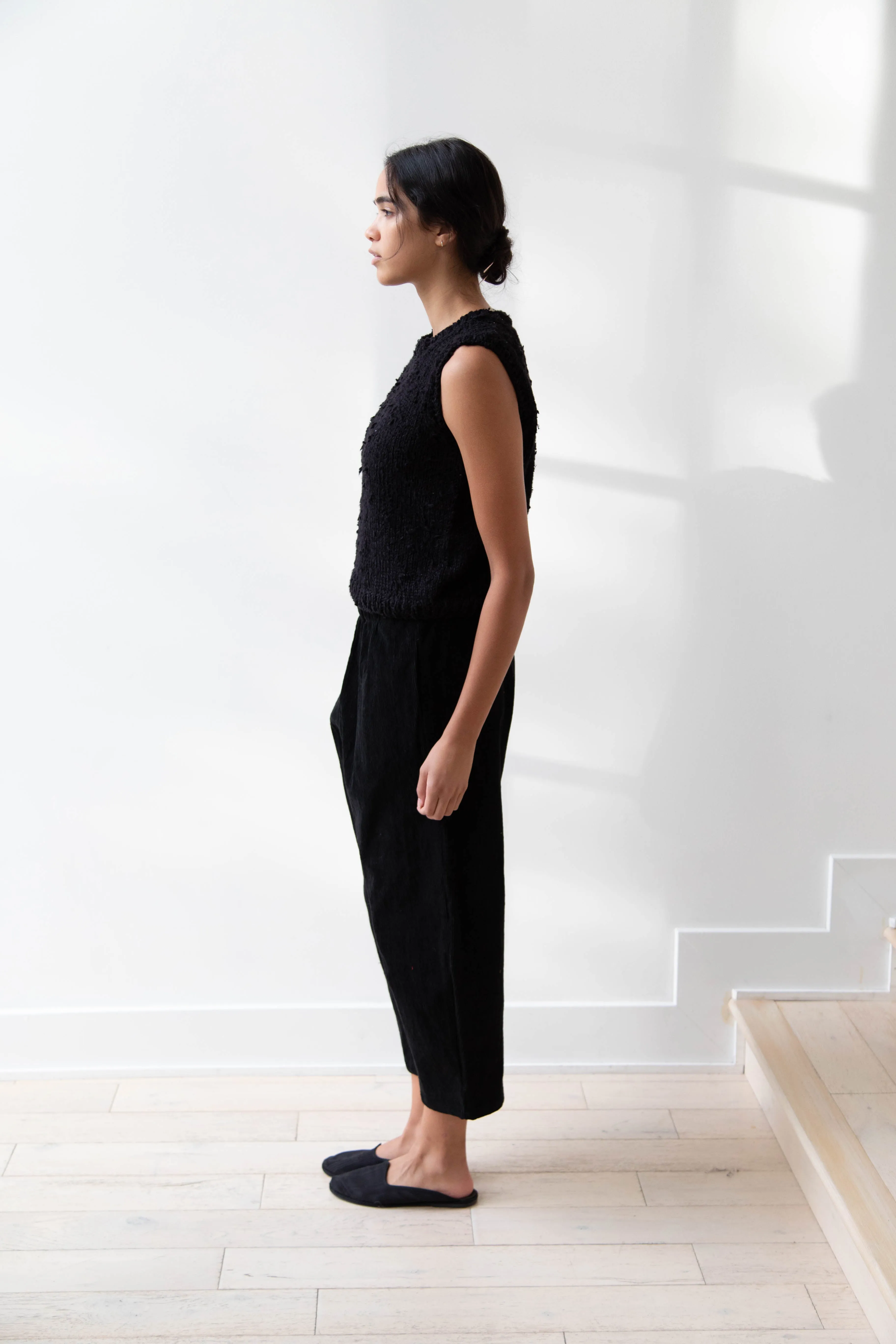 Nitto Pincel Vest in Black Silk