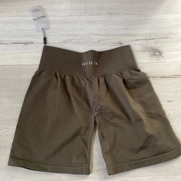 NVGTN PRO SHORTS L NWT