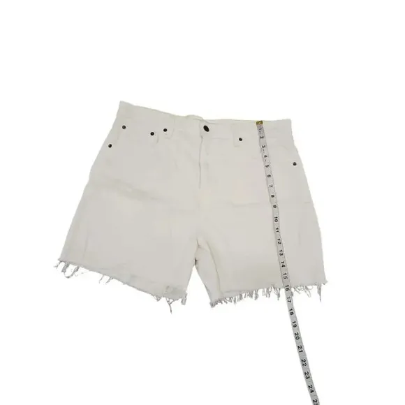 NWOT ETICA Skylar White Cutoff Shorts Size 30