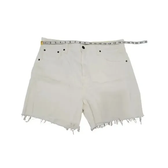 NWOT ETICA Skylar White Cutoff Shorts Size 30