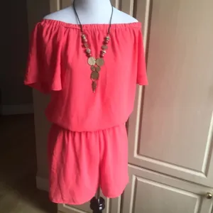 NWT Coral OFF OR ON SHOULDER ROMPER