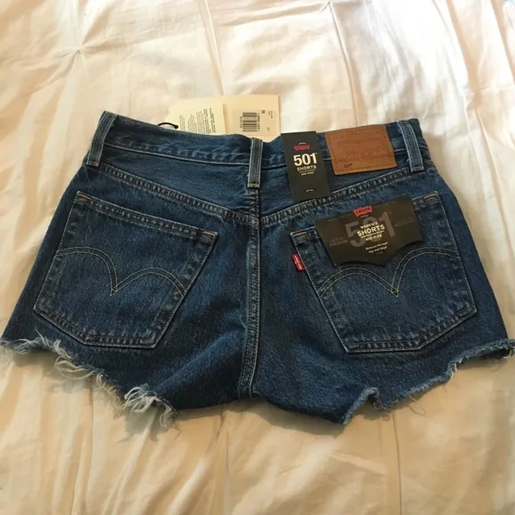 NWT Levi’s 501 Cutoff Denim Distressed Jean Shorts