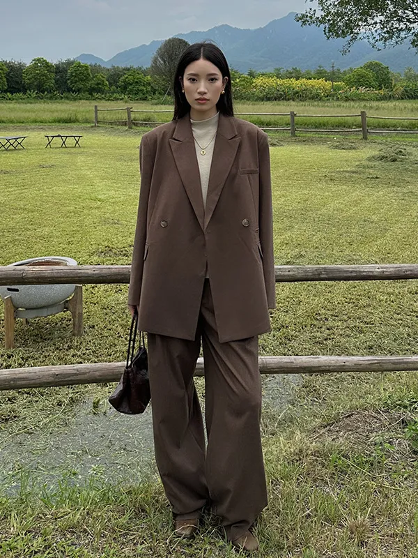 Oversized Double-Breasted Blazer
