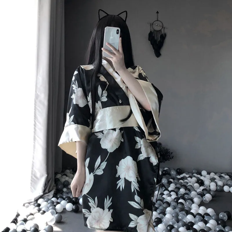 "BLACK MAGNOLIA FLOWER PRINT" KIMONO UB2460