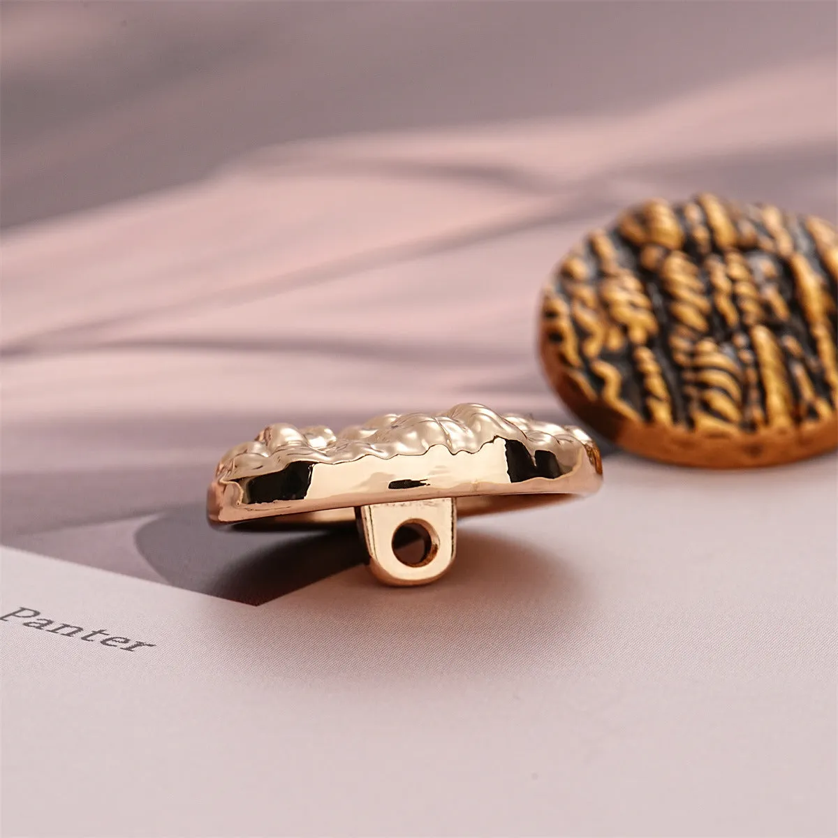 Retro Vertical and Horizontal Striped Texture Round Metal Button 10pcs