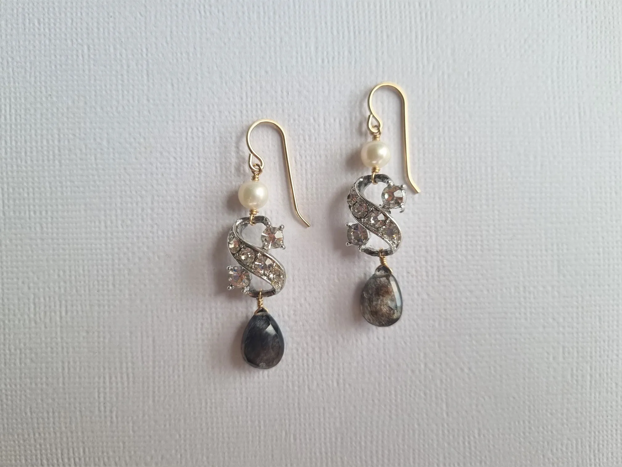 S | vintage rhinestone link moss aquamarine earrings