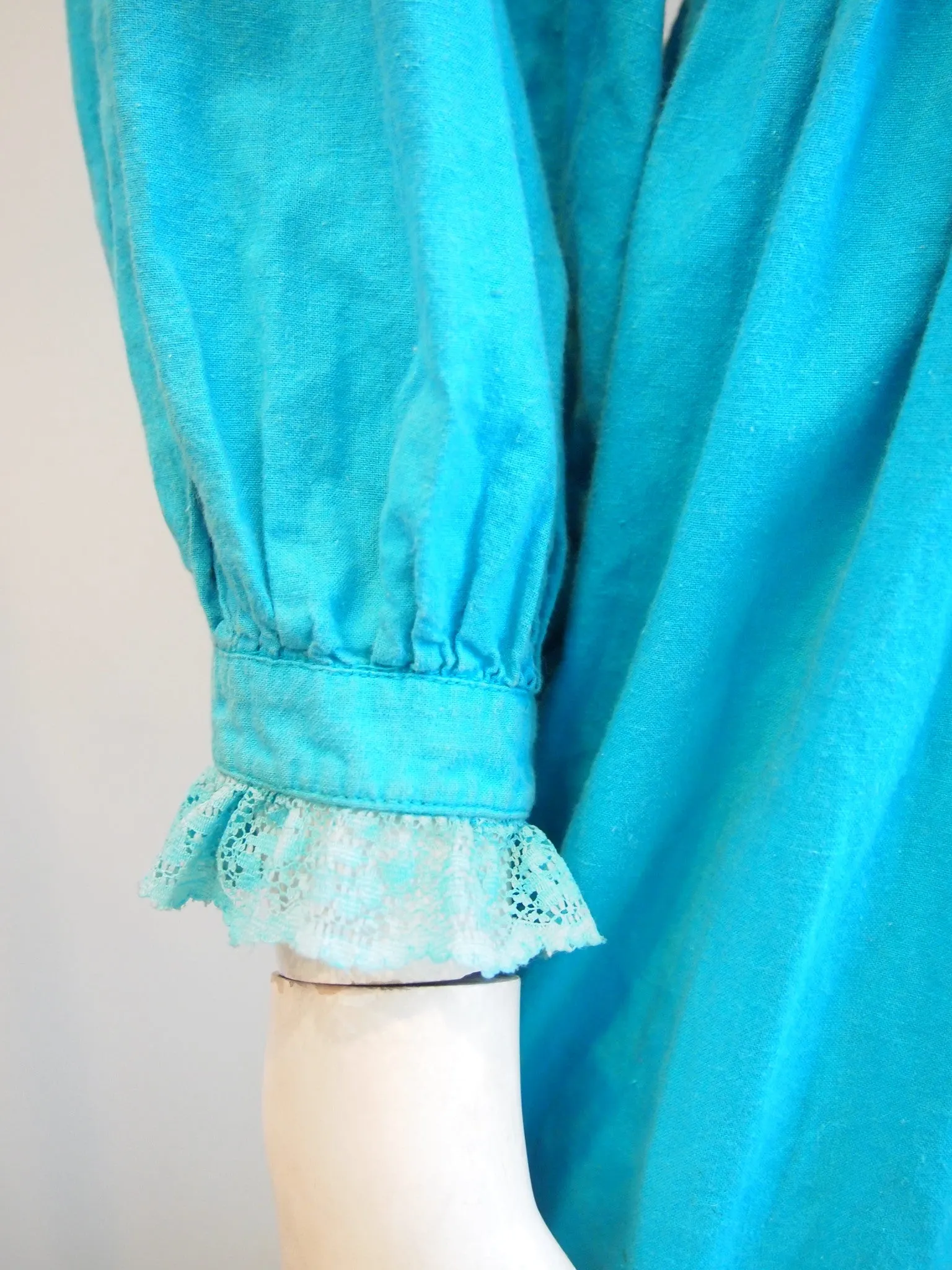 SEA GREEN W EDGY CUTOUT FRONT VINTAGE DRESS
