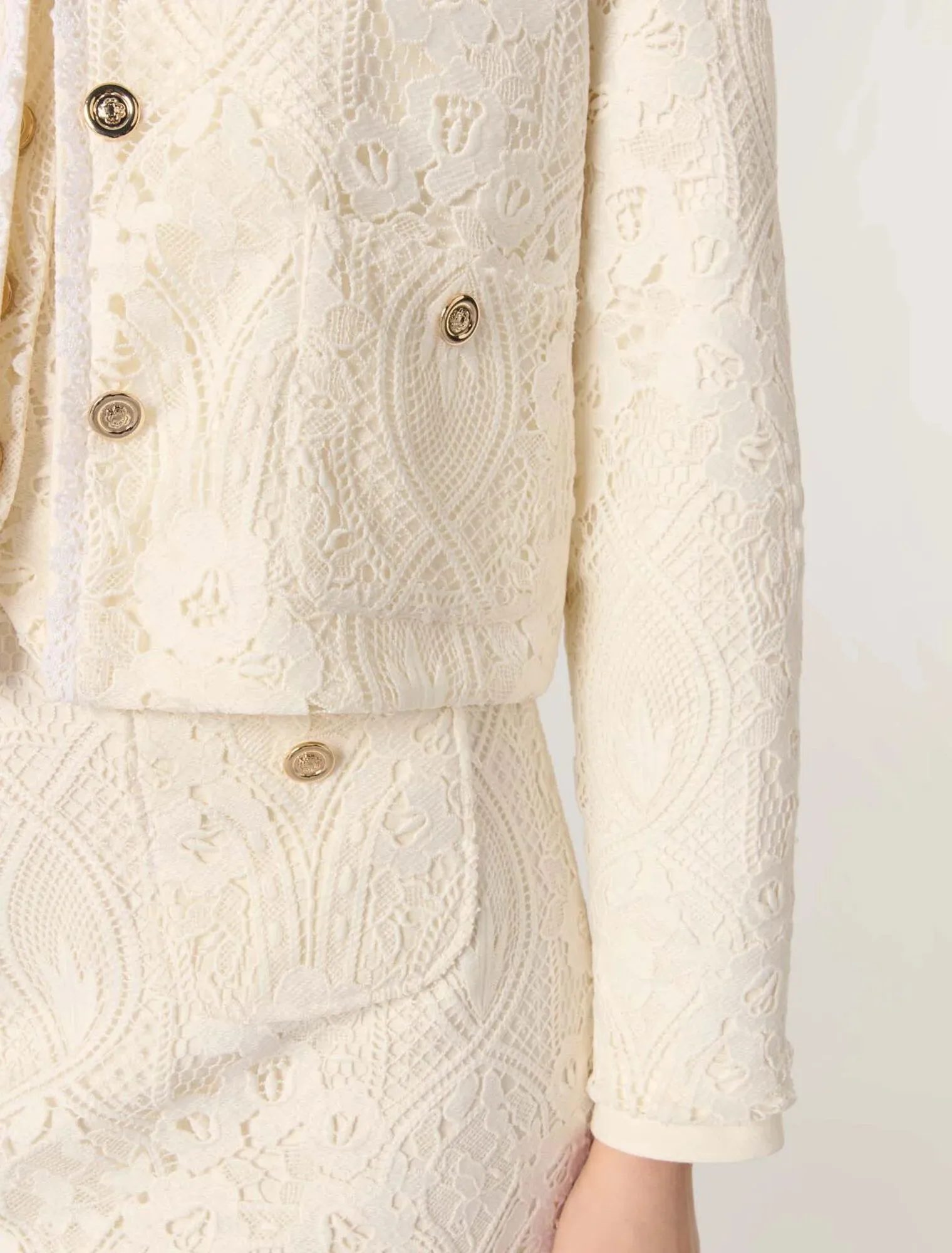 Short guipure jacket