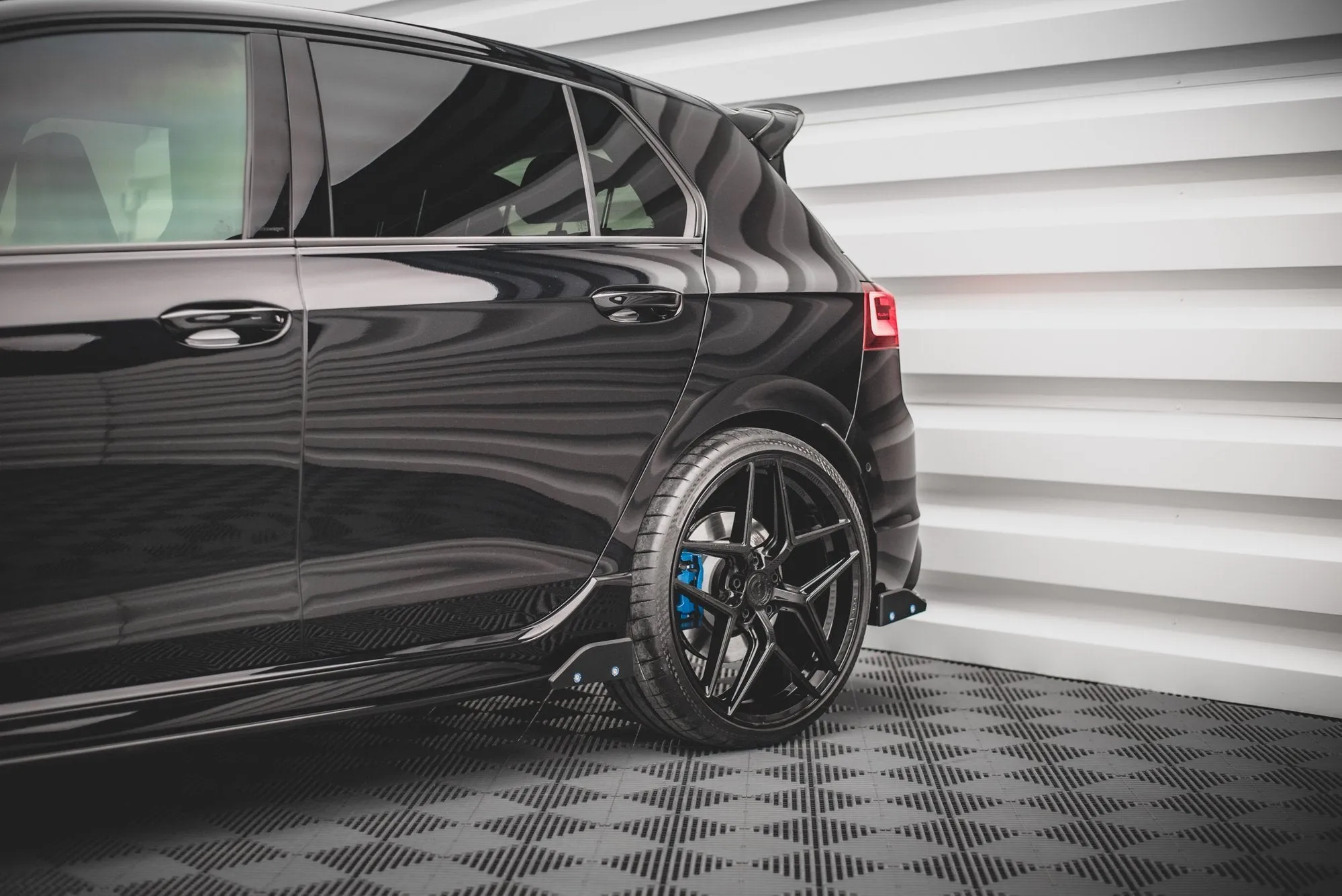 Side Skirts Diffusers V.2   Flaps Volkswagen Golf R Mk8