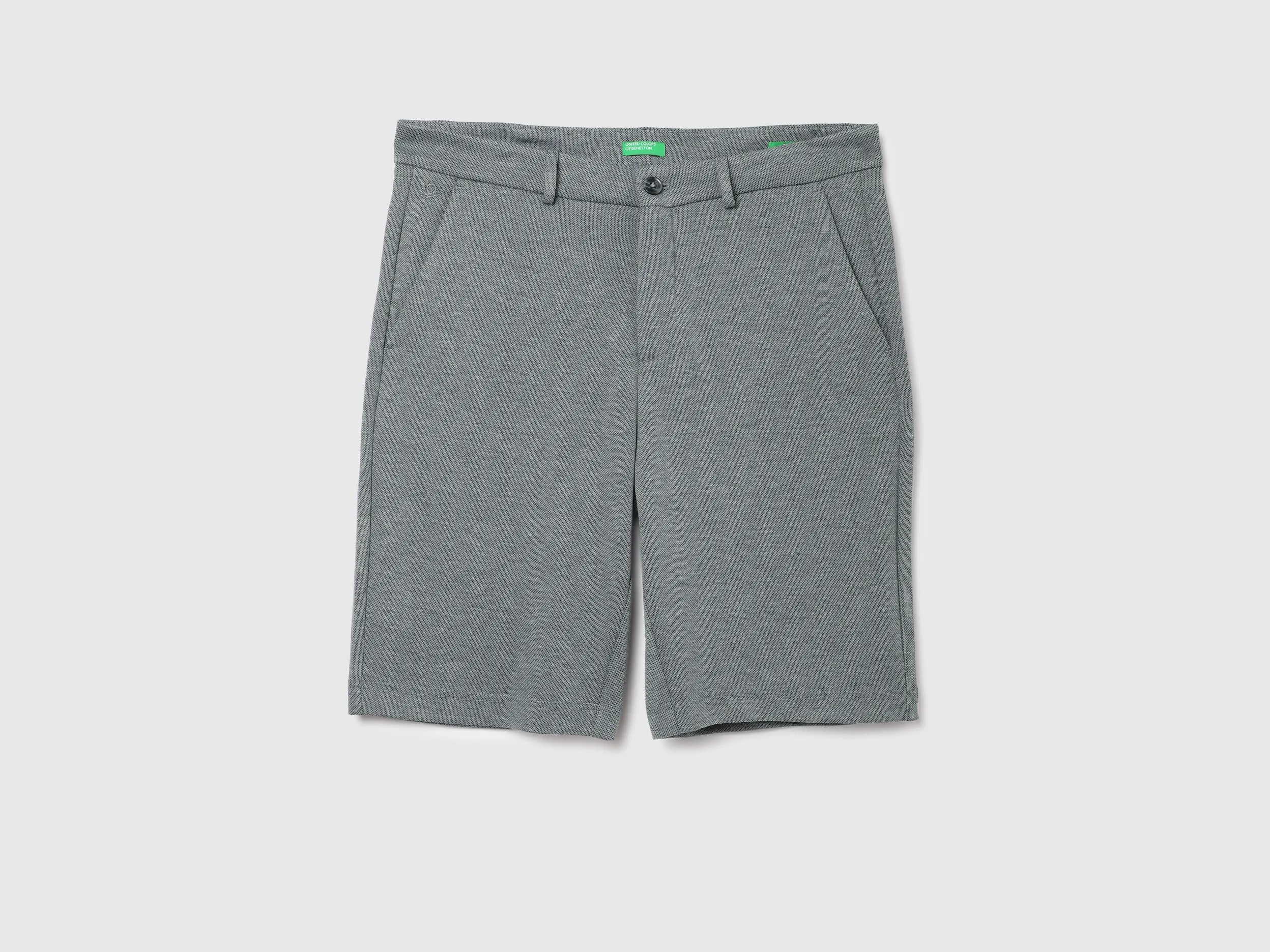 Solid Pattern Slim Fit Shorts