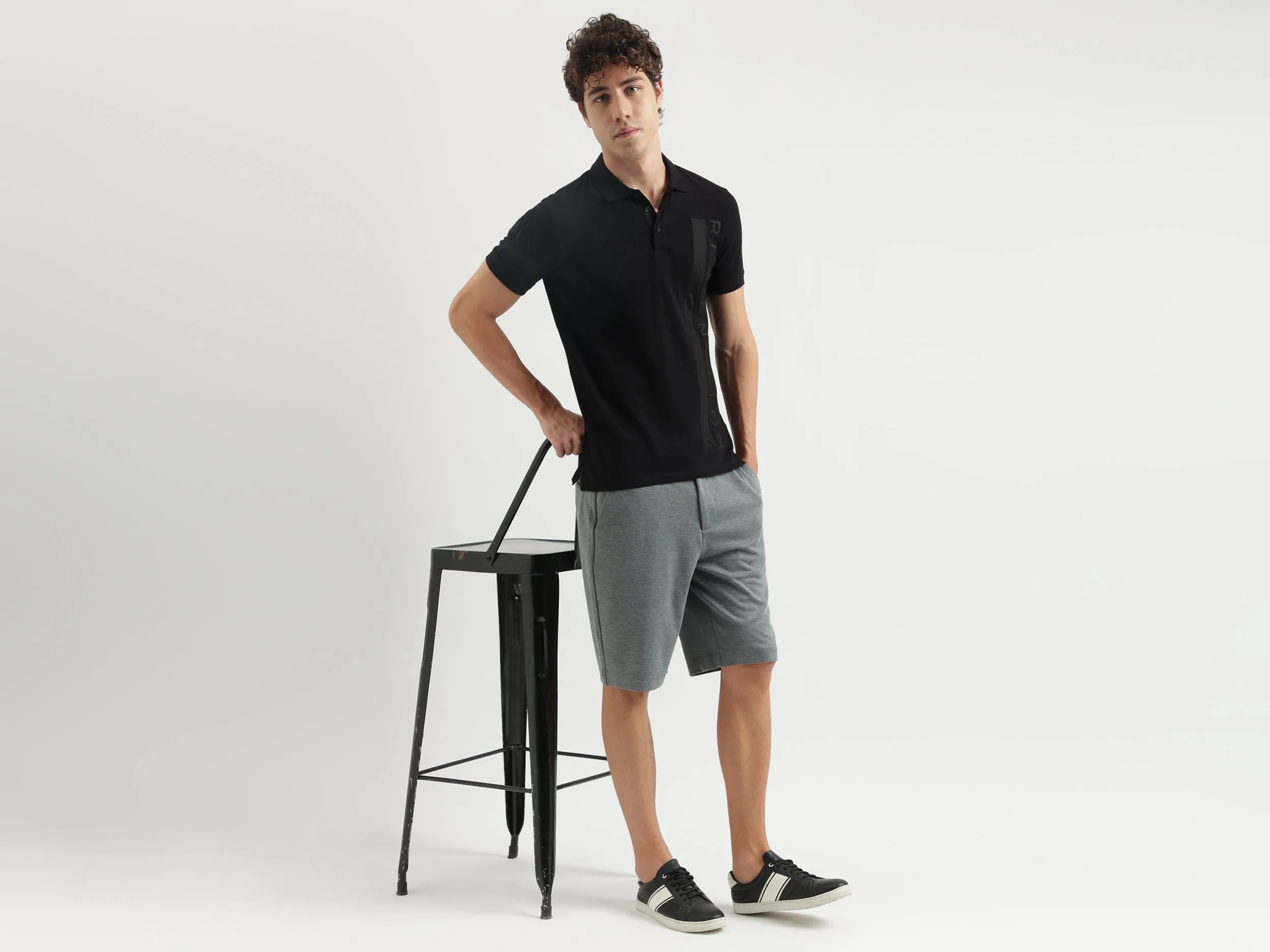 Solid Pattern Slim Fit Shorts