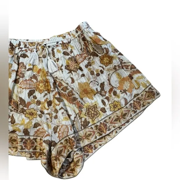 Spell Hendrix Short in Cream Size Medium
