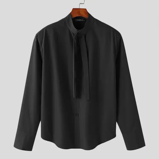 Stilvolles Statement: "EleganzMänner" Solid Bow Tie Design Hemd