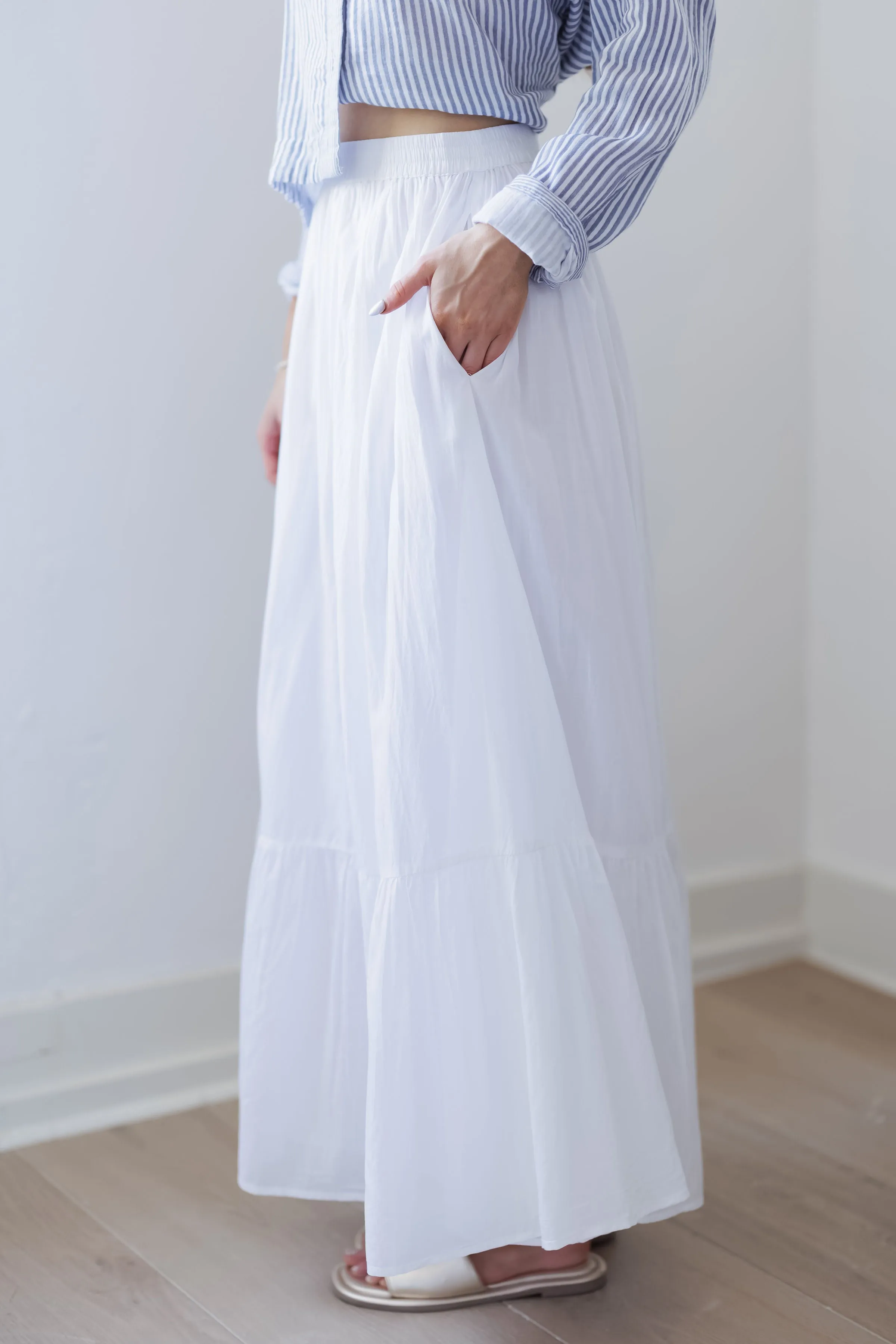 Sweet Blossom Skirt-White