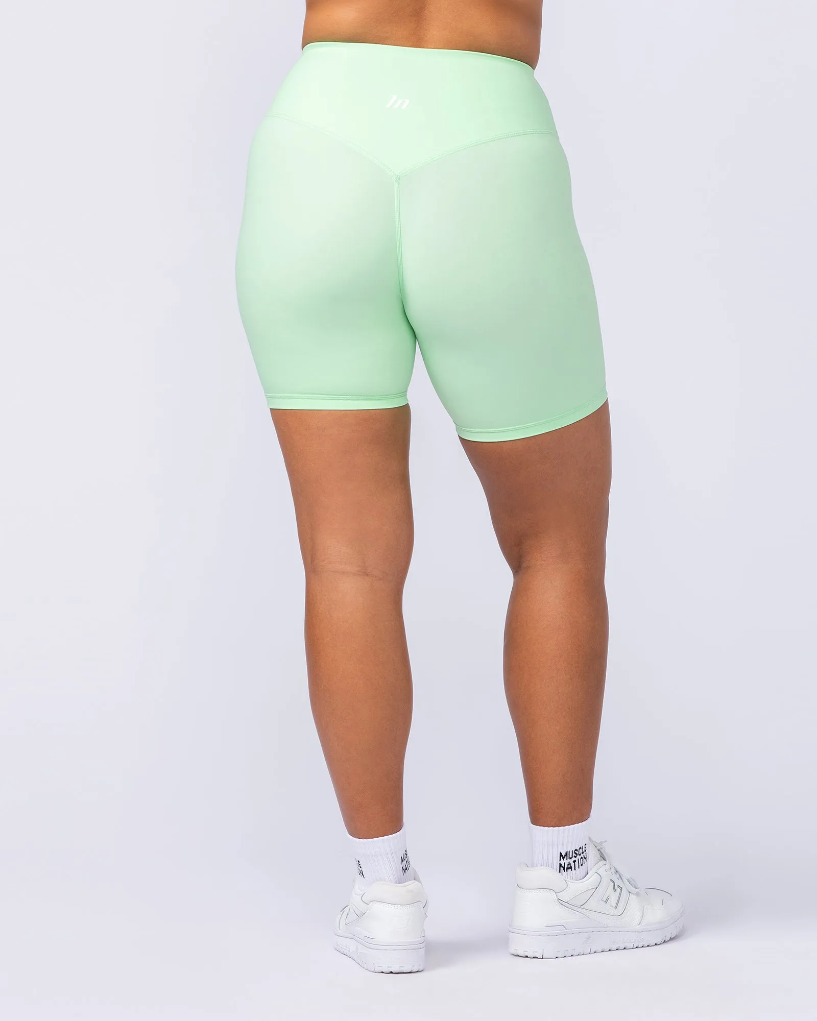 Ultra Aura Bike Shorts - Lime Splice