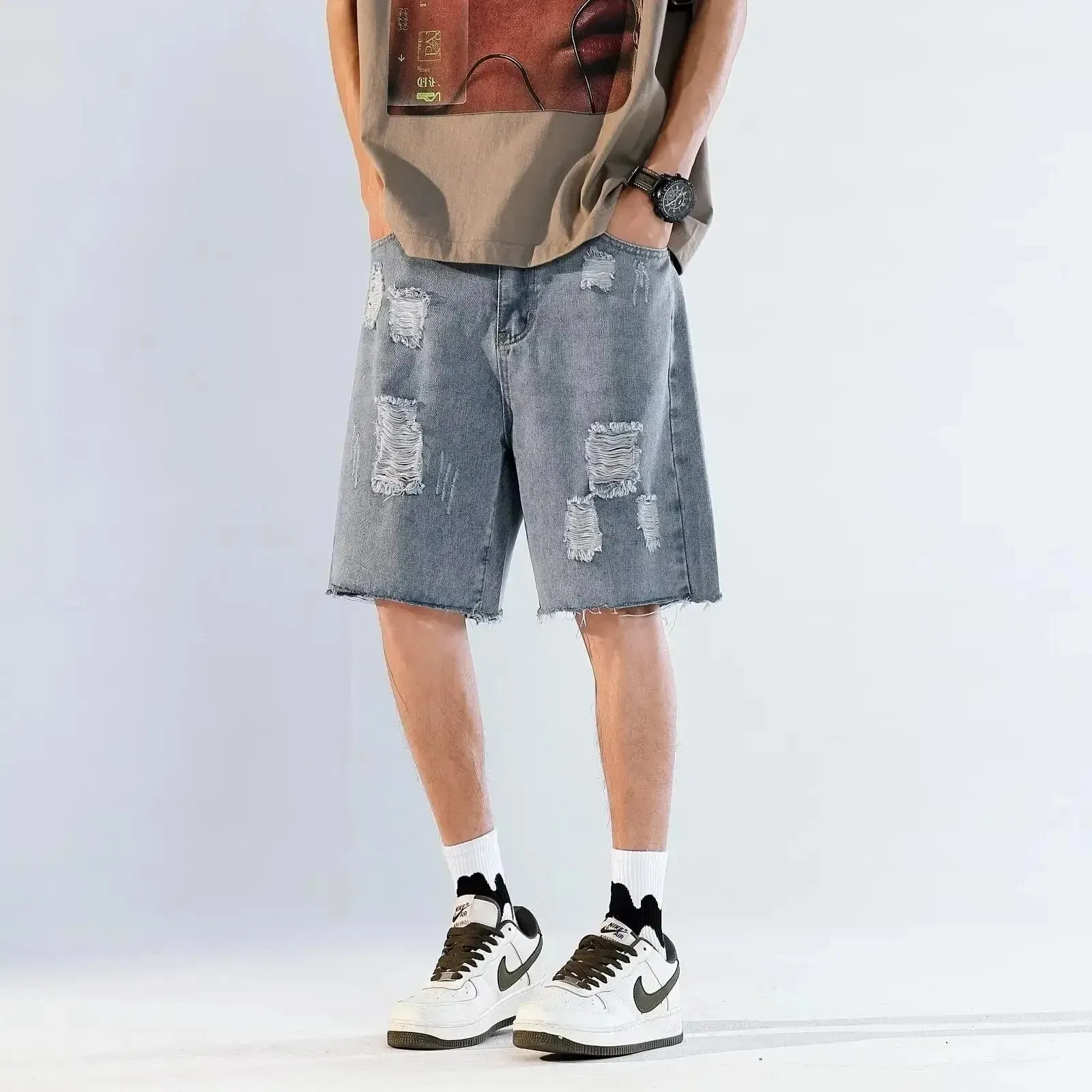 UrbanWave Loose-Fit Denim Shorts