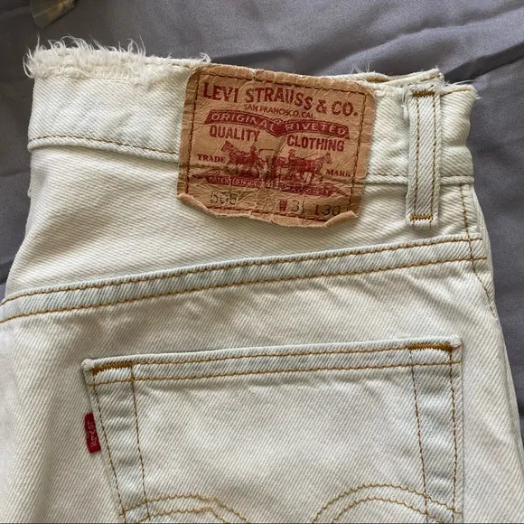 Vintage Levis 505 Regular Fit Cutoffs - Faded White