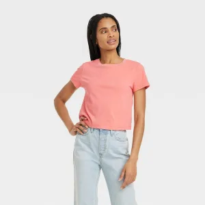 Women's M Shrunken Short Sleeve T-Shirt - Universal Thread  Coral Red M
