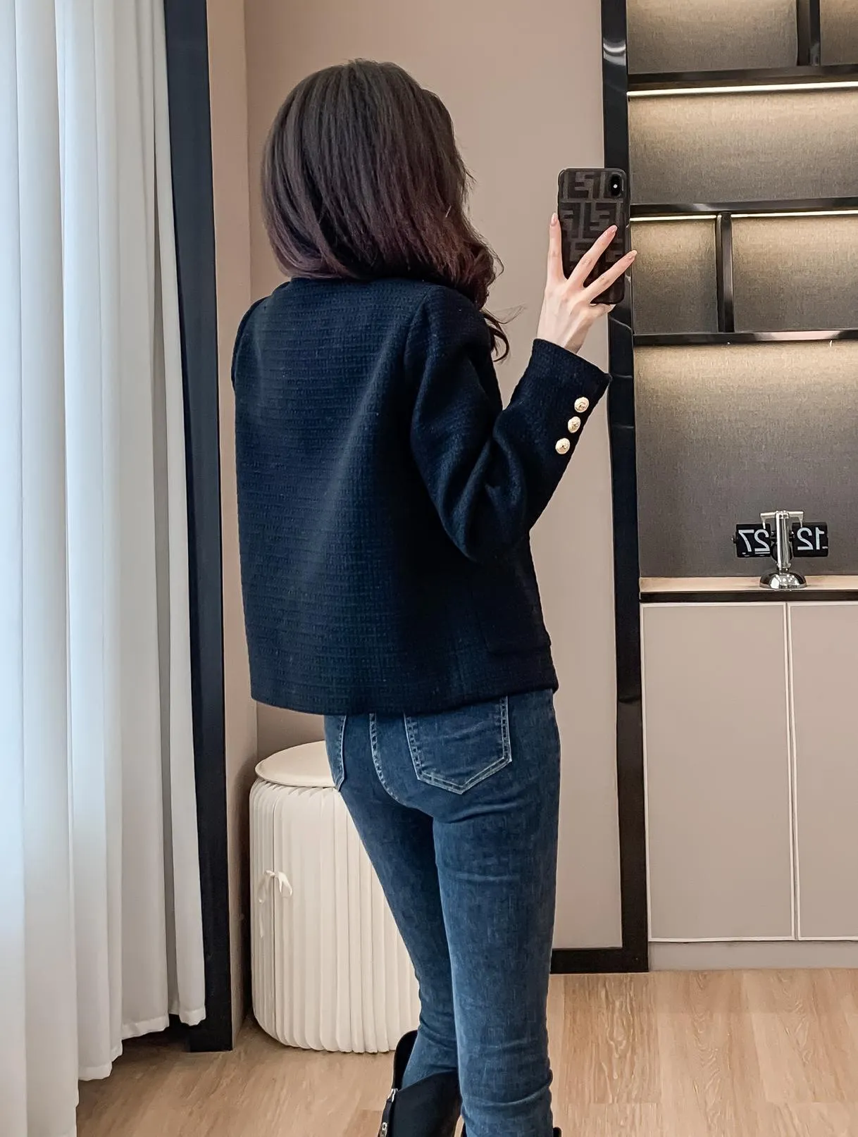 Women's Trendy Cropped Blazer Featuring Patch Pockets